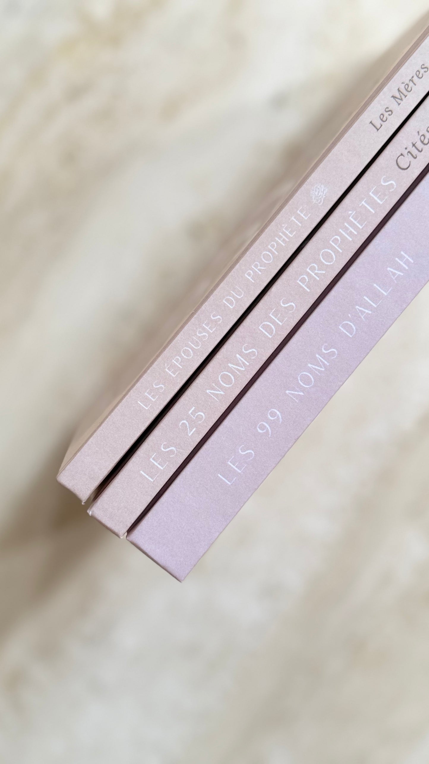 Coffret Personnalisé : 1, 2 ou 3 Planners + 2 Marque-Pages & Musc El Nabil - Expédition sous 2 à 8 jours