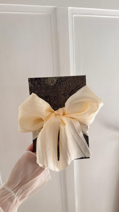 Emballage cadeau signature - Grand nœud satin beige