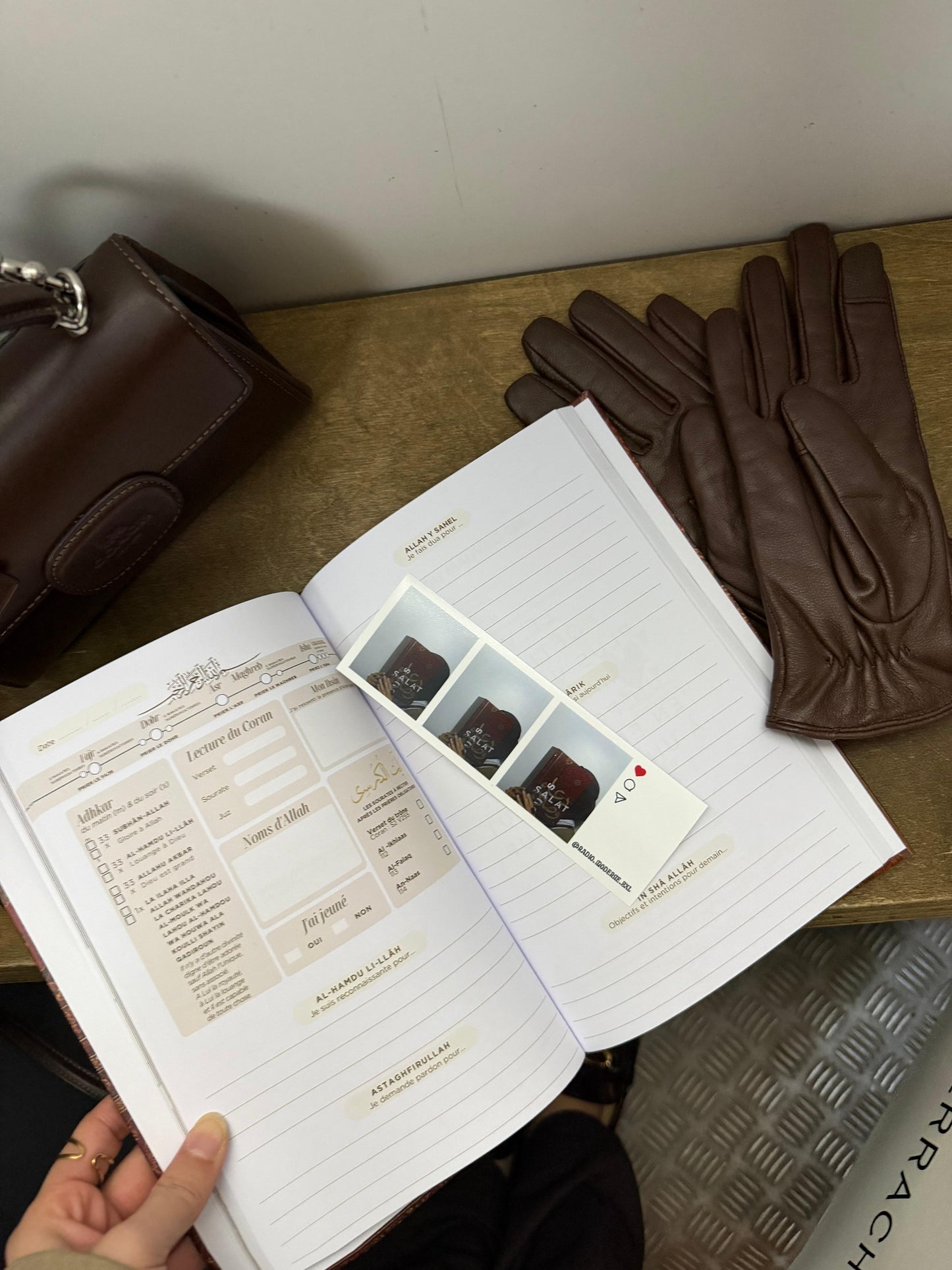 Duas & Salat "Edition du coeur" à remplir 60 jours - Sijjādah rouge (Relié)